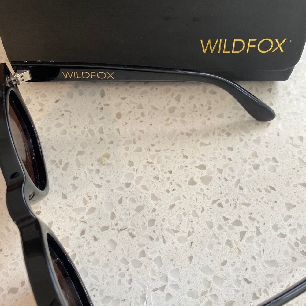 Wildfox Sunglasses - Picture 2 of 6